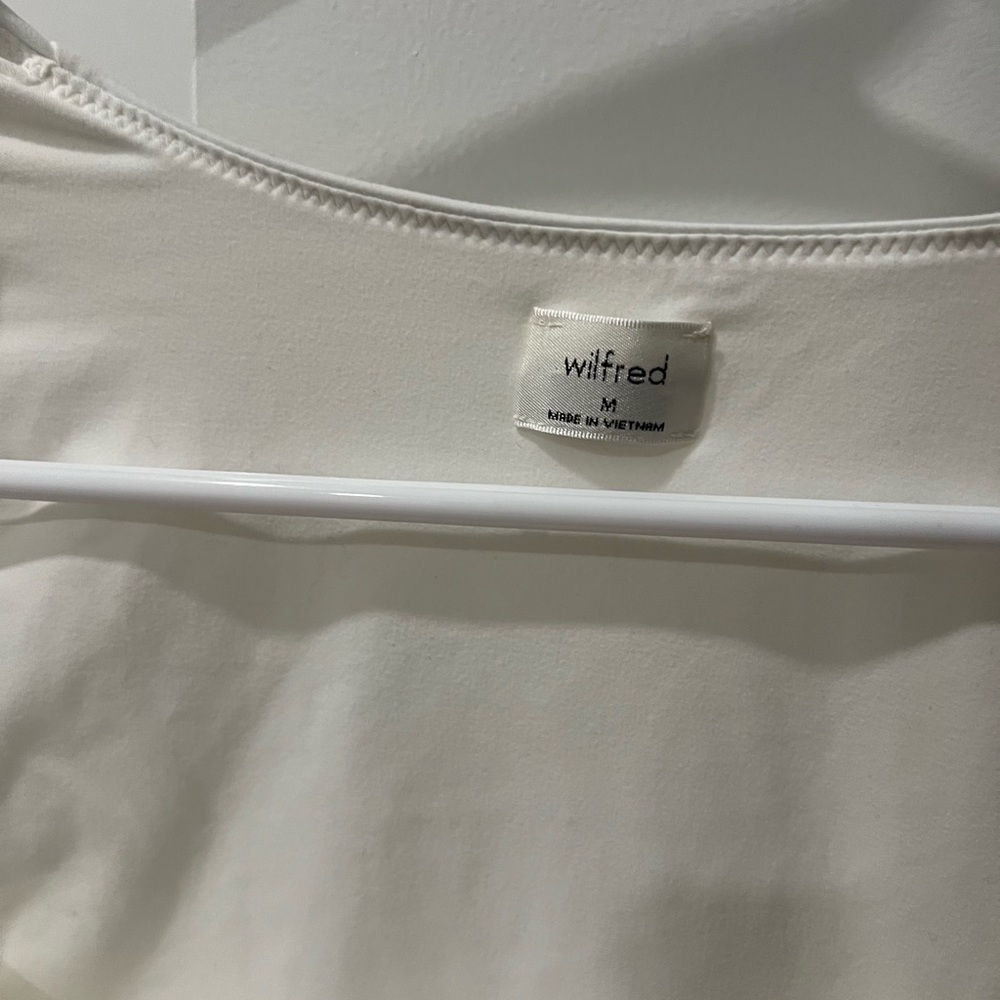 Wilfred SOFT white square neck bodysuit from Aritzia - Picture 3 of 3